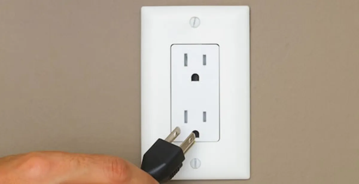 gfc outlets service demonstrating proper testing and use of ground fault circuit interrupter outlet in Boca Raton, FL