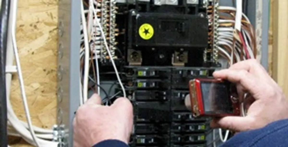 Home electrical inspection of circuit breaker panel by licensed electrician in Boca Raton, FL